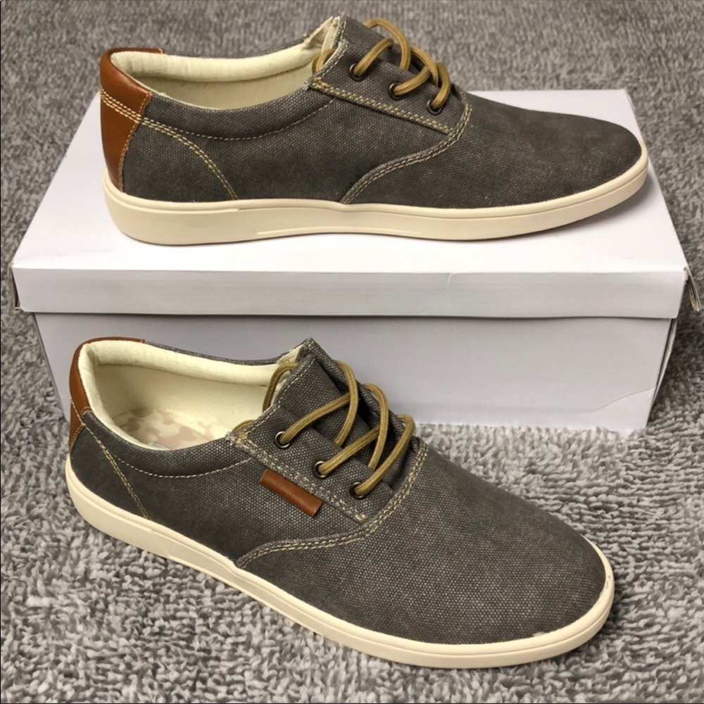 Steve Madden Men’s Gray Foxton Shoe - 9 NWT